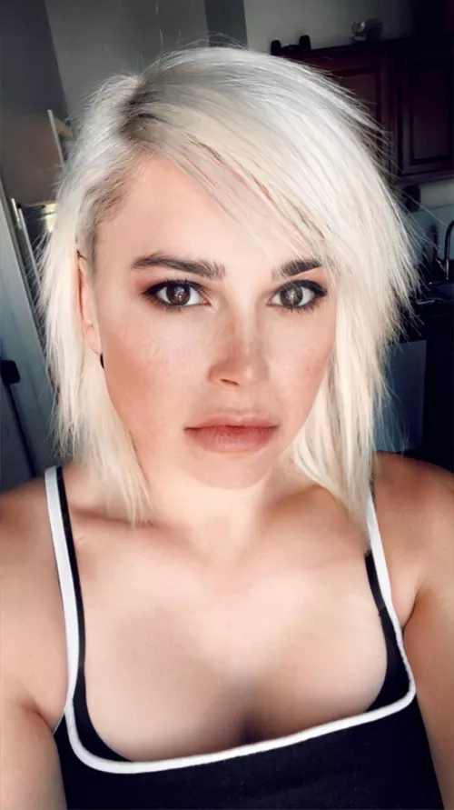 Bestie’s a photographer. What do you think? by oneworld_onegirl