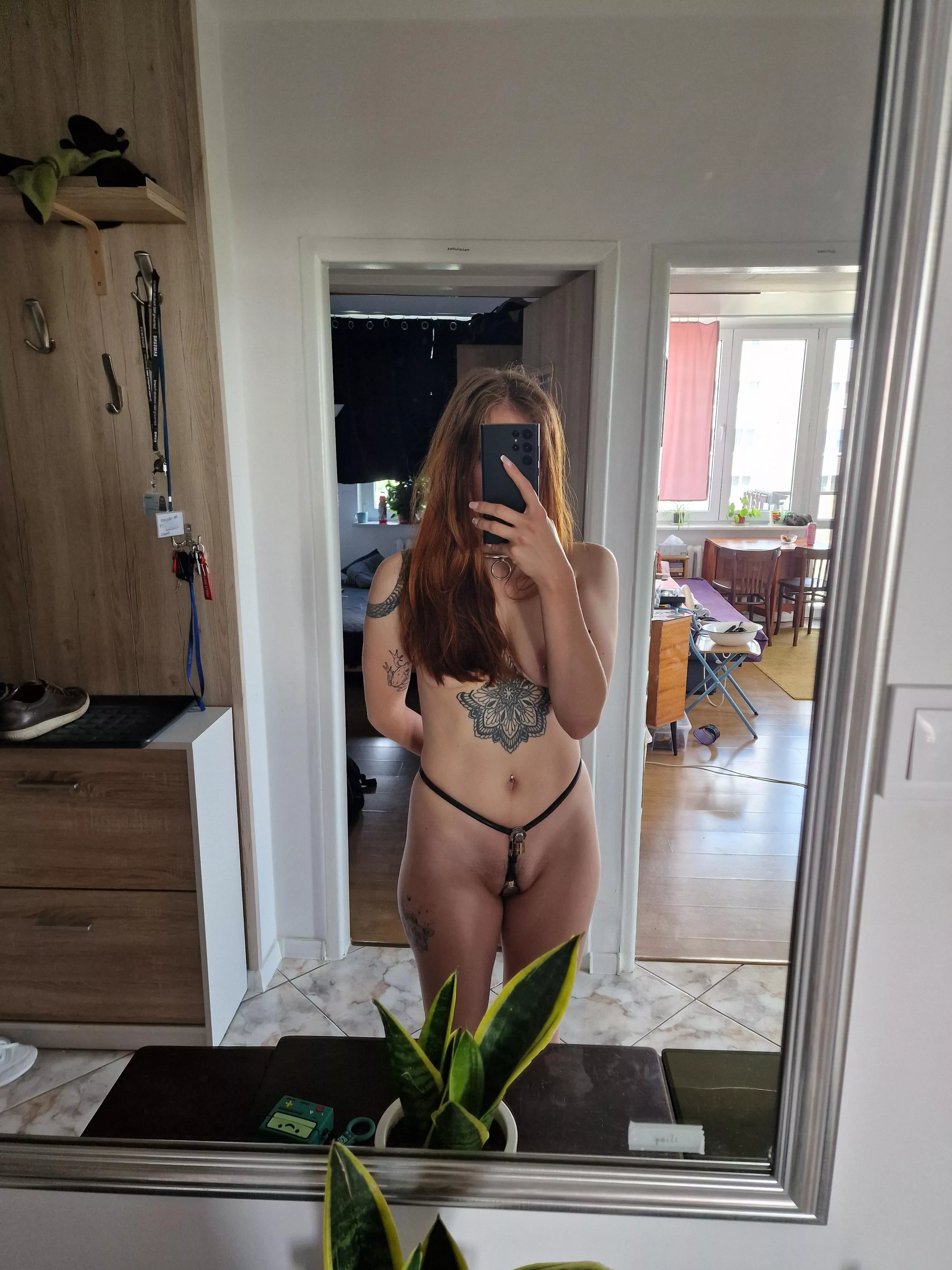 daddy locked me up for playing too much 🥺 [F] posted by alexx_bunny