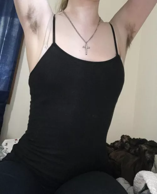 Do you like hairy goth sluts? by DaisyLeonXXX