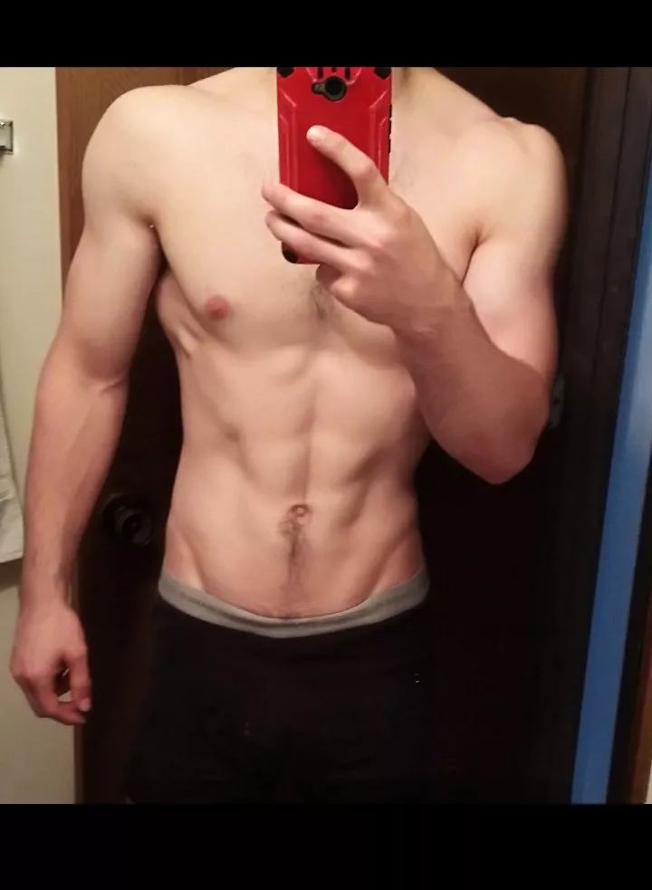 Does anyone like my body? posted by Crazy_Childhood5572