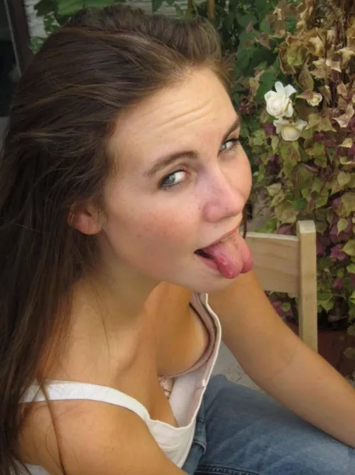 Downblouse by e04493