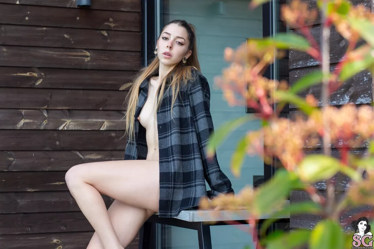 Have a fresh morning with new SG, Marypopiense 😍 posted by SuicideGirls