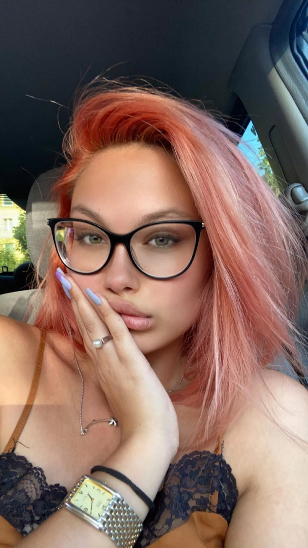 IUTR 🥰 posted by SinglePinz