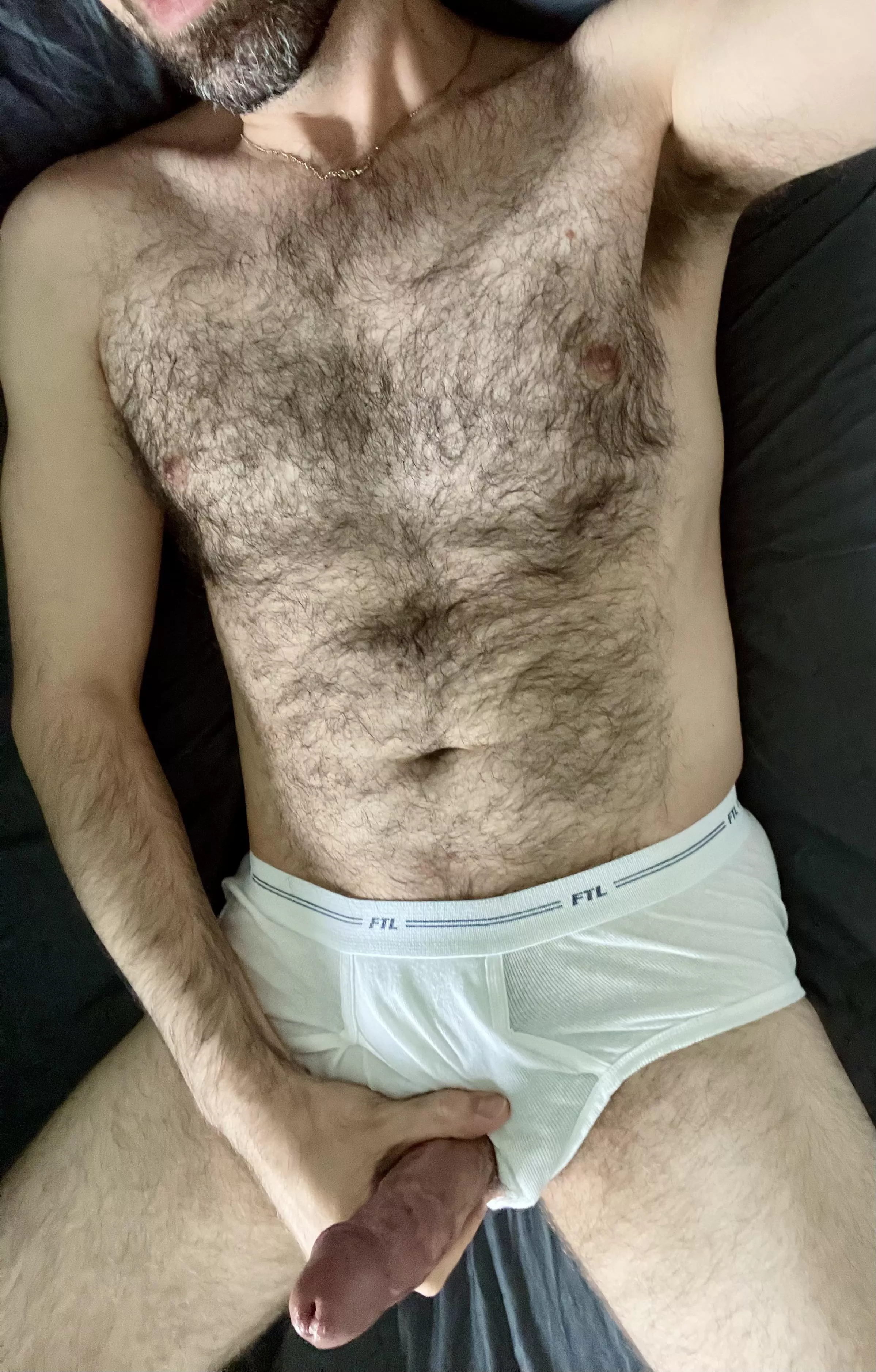 Jump on, buddy posted by Gayyyfun