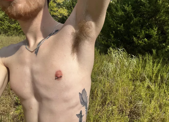 made sure not to wear deodorant😈 by angelxrush