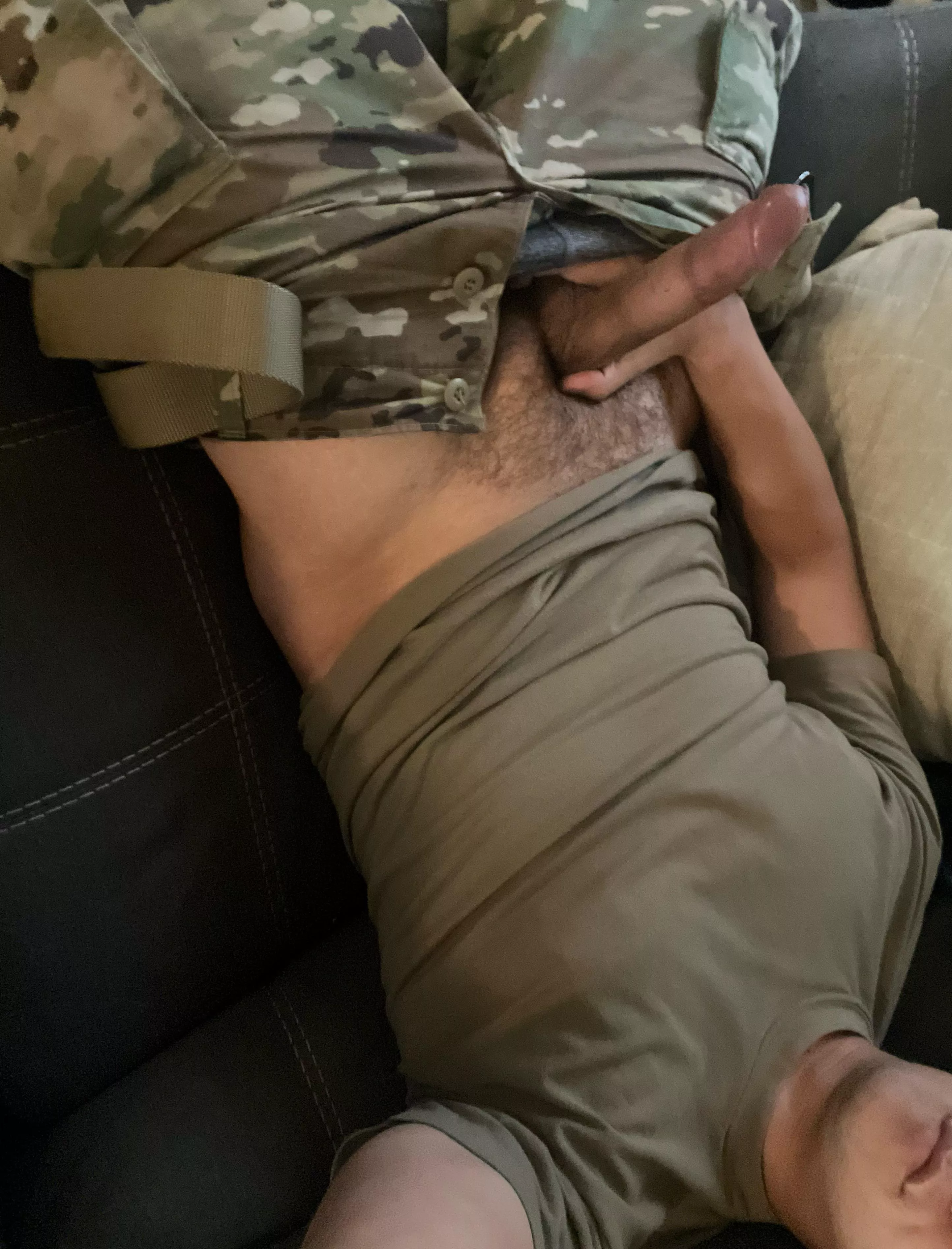 Needing a hot mouth and a tight hole to come home to after work (29) posted by oznikk