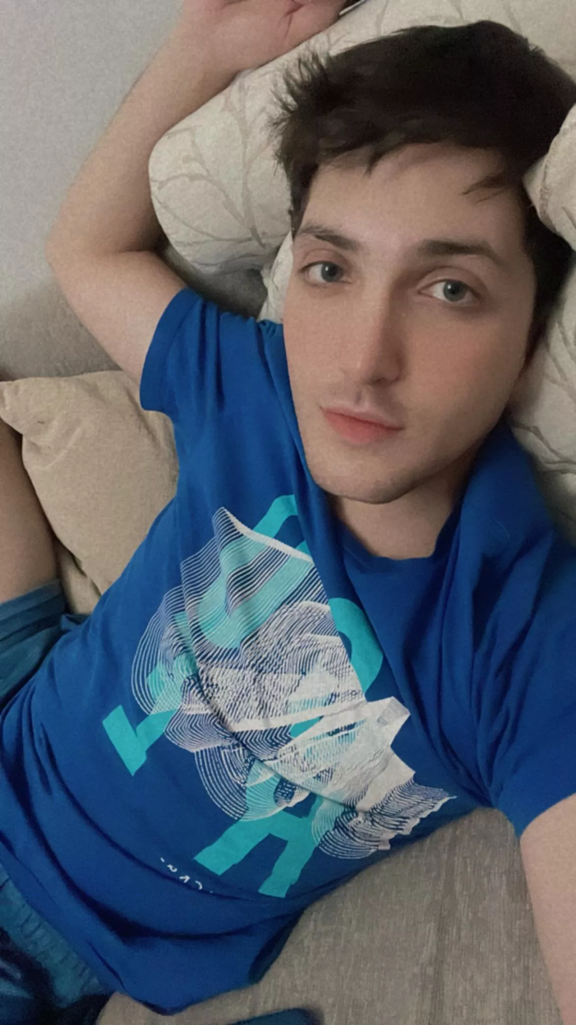 Posting cuz my ex just left me on read and I wanna pretend to be normal. 😣 posted by Pineappleseas