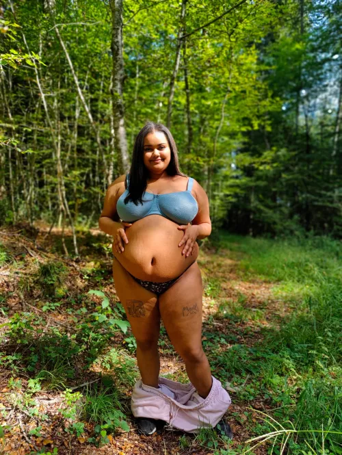 Shiny and round🥰 by curvypotchi