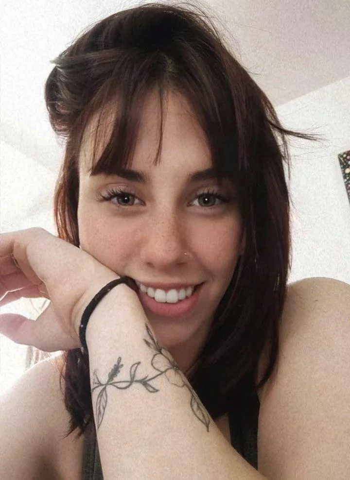 They say I don't have the look of a Latina, is it true? 🤔👀 posted by offinvasion