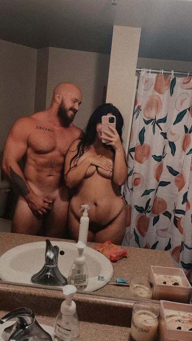 We are new and looking to meet friends in the lifestyle! posted by ashleighafterdark_