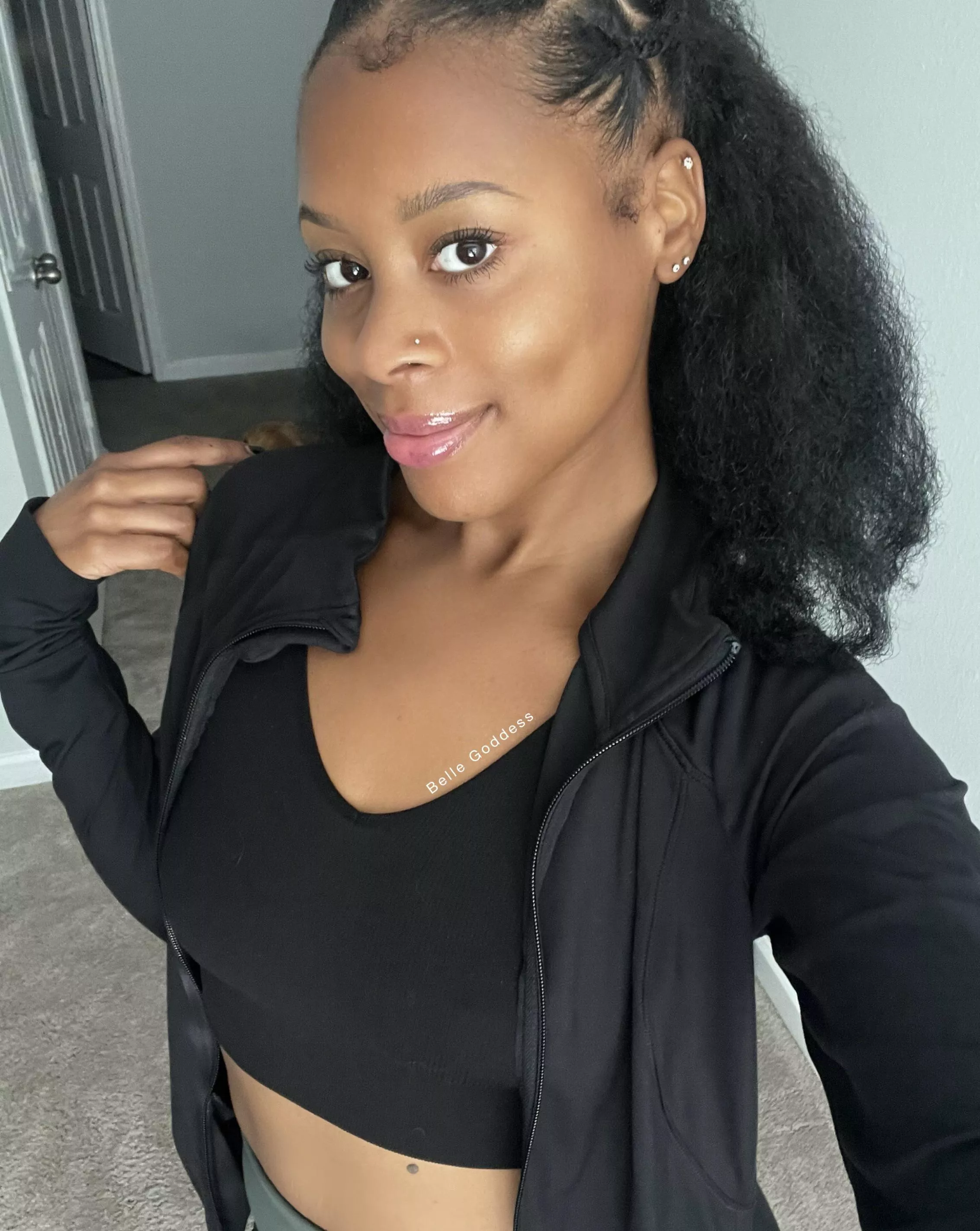 Would you help me get undressed posted by bellegoddesss