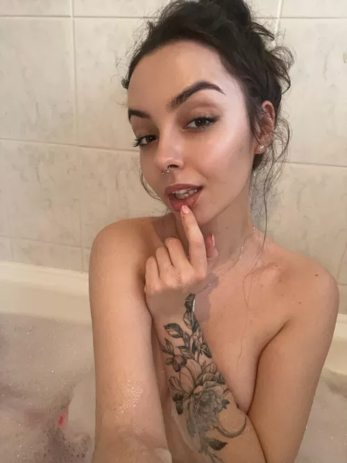 Any advice on why my previous posts don’t do to well? Am i not your type? 🥹 by Brattywynter