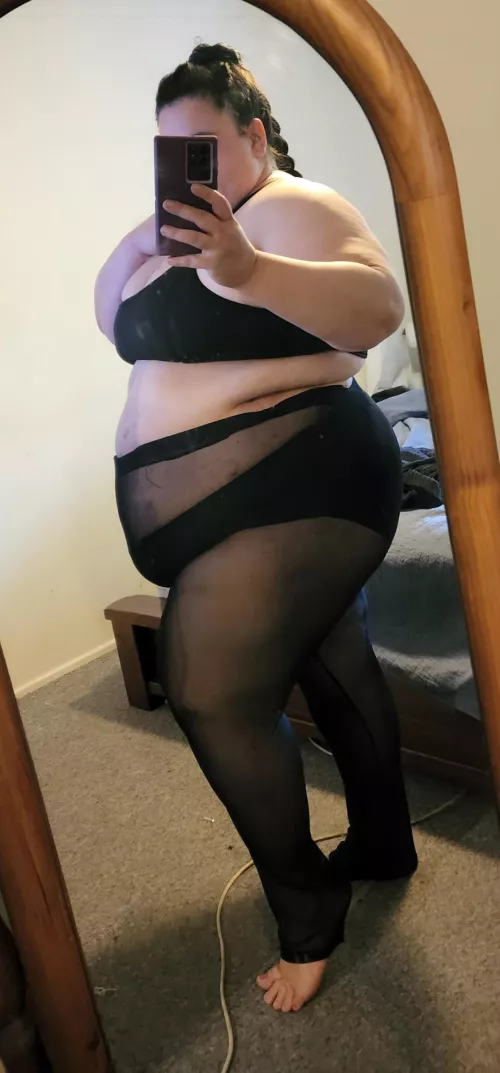 Fat and horny 🫠 by ssbbwforyoux