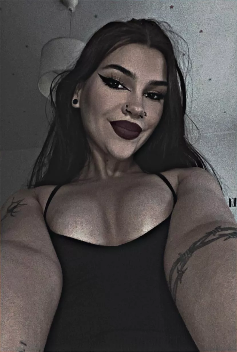 Felt adorable today😍💦 posted by Lilbabybatsyboo