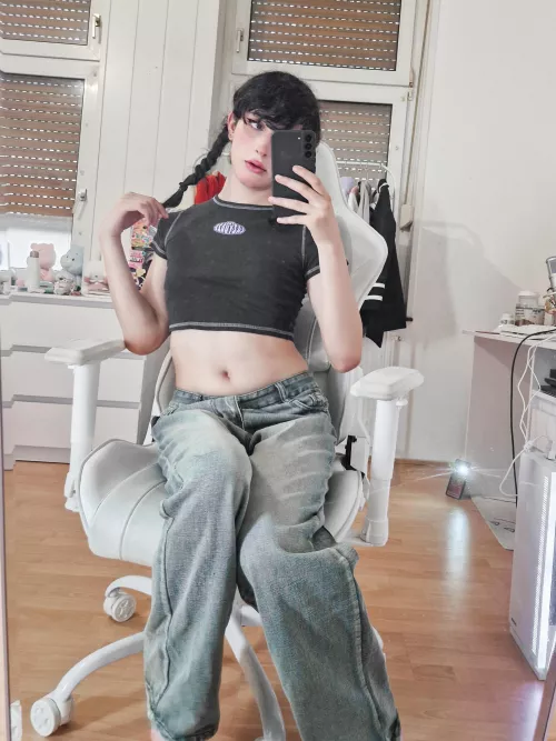 first reaction seeing me? :o by puruchuu