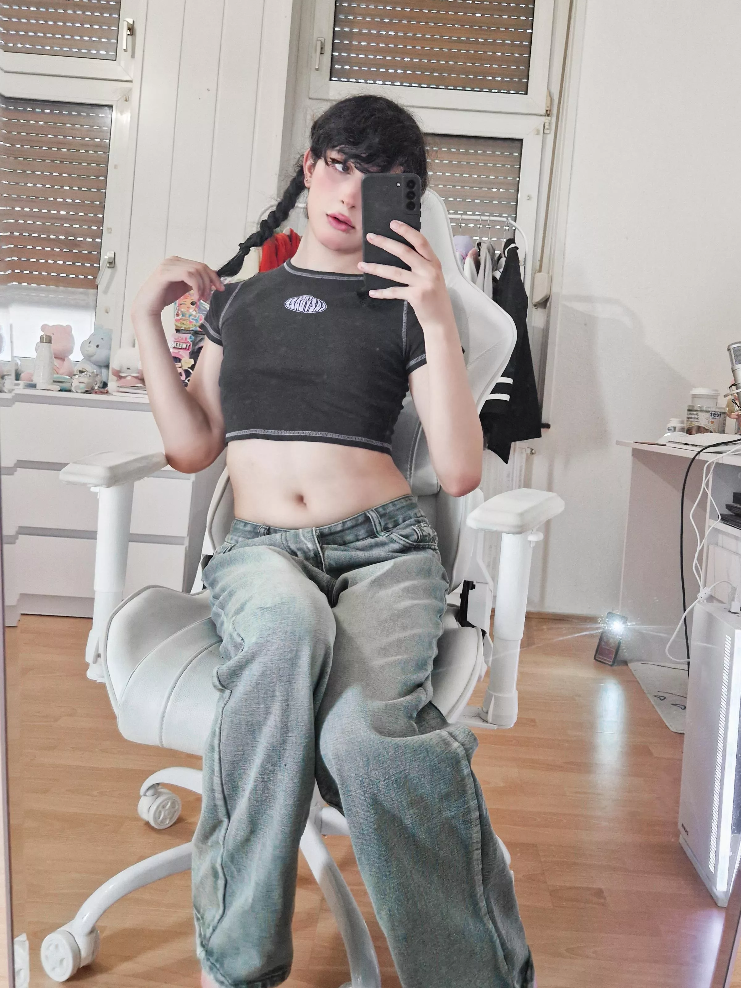 first reaction seeing me? :o posted by puruchuu