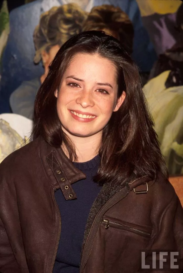 Holly Marie Combs posted by AltoDomino79