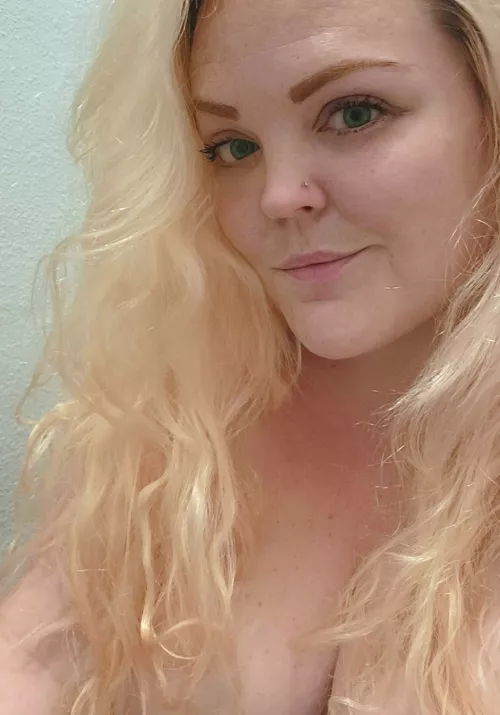 I can't sleep, how's your night going? by sparklingcocktail