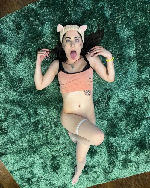 I like to lie on the mat and have my tummy stroked by plushsesam