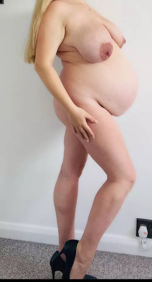 Just a naked preggo showing off by Next_Tip216