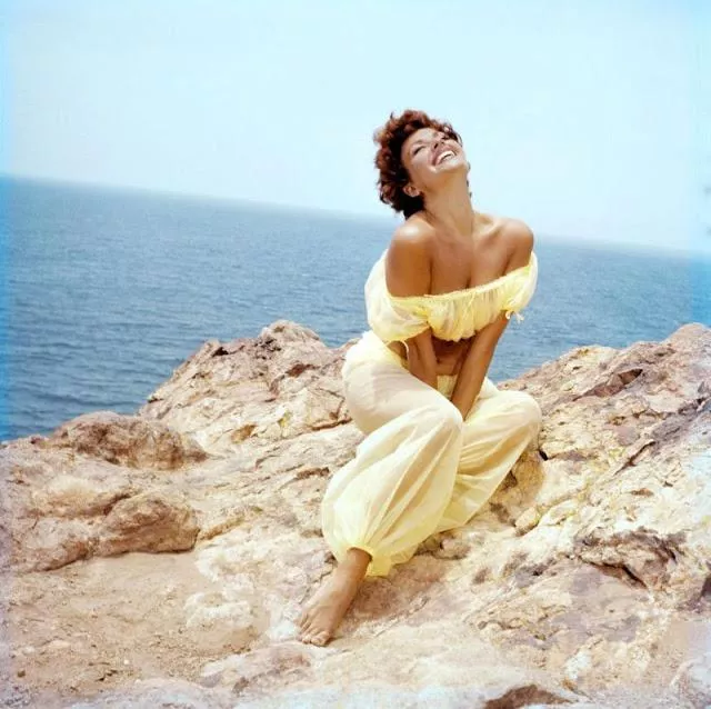Mara Corday (1950s) posted by OswaldMontalmo