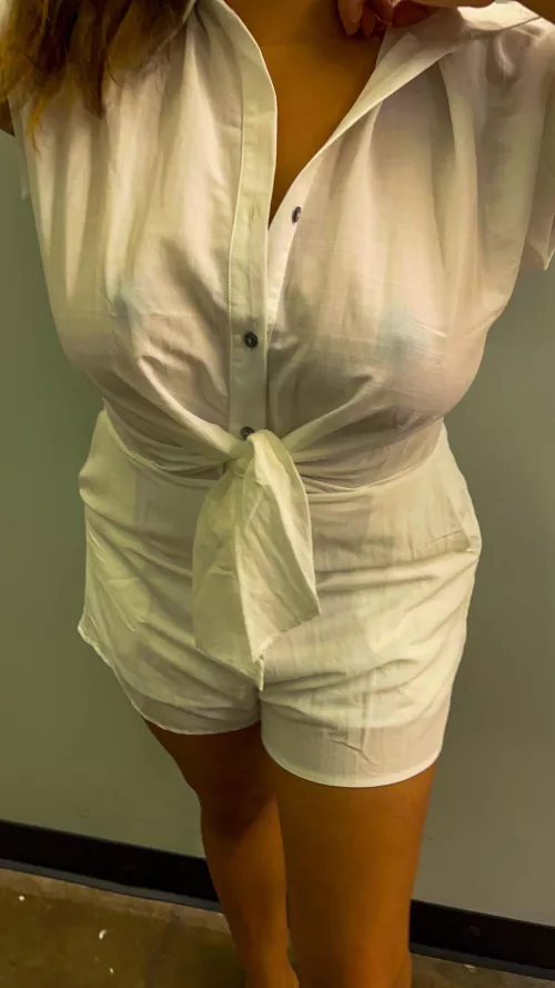 My favorite outfit by SquirtingLatina69