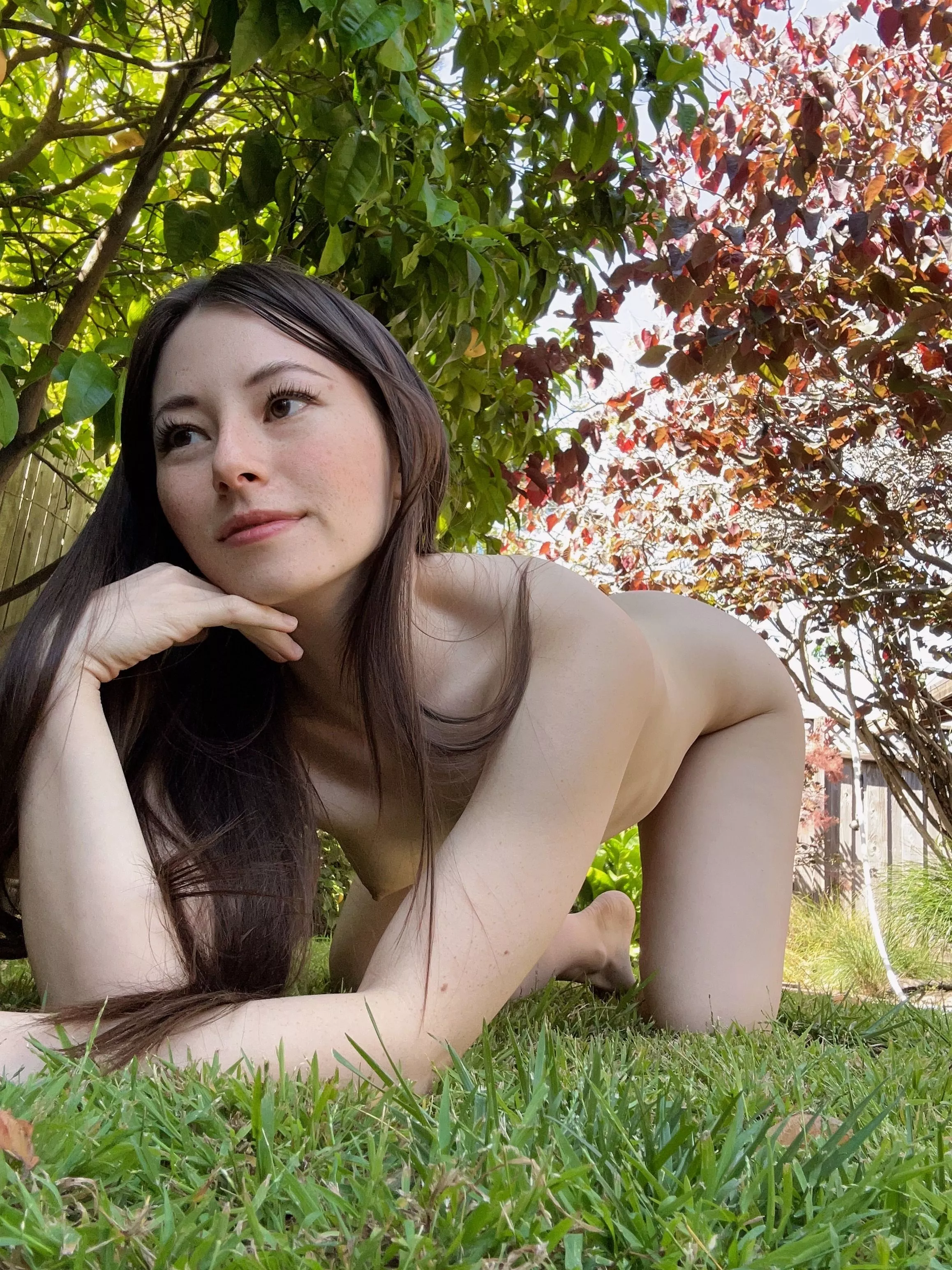 Public nudity makes me horny... would you hit? posted by elfgirltalia