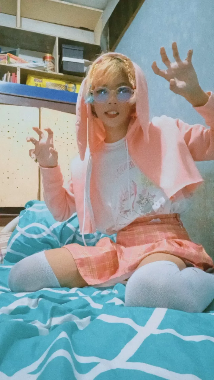 Rawr!!!🦖 posted by Iyochii_