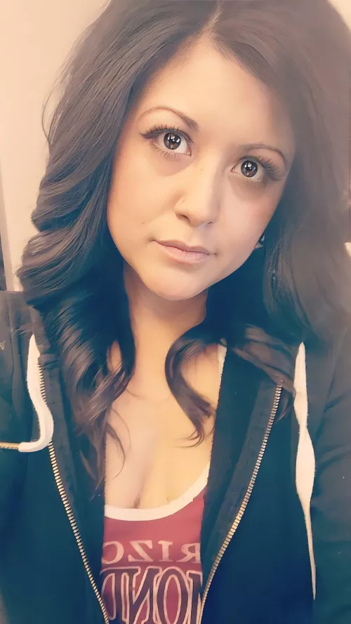 Should I let another Reddit user fuck my wife by jgar3737