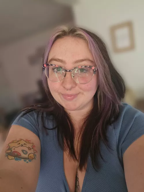 thank you for all the love on my last selfie yalll🫶 by sapphiremelonz