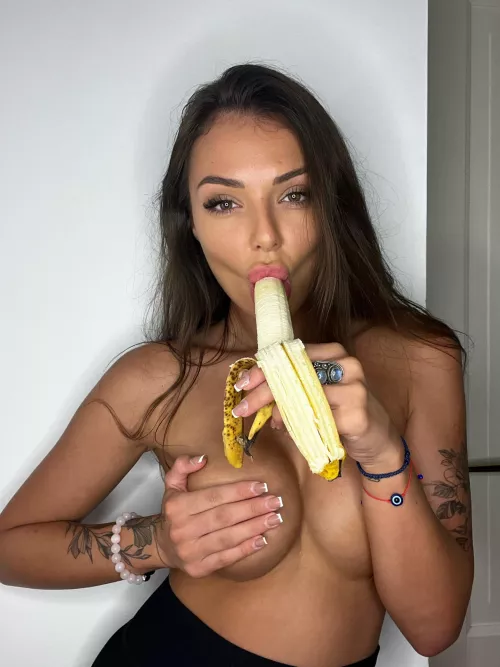 Wanna suck you banana daddy by Emilia_Bella