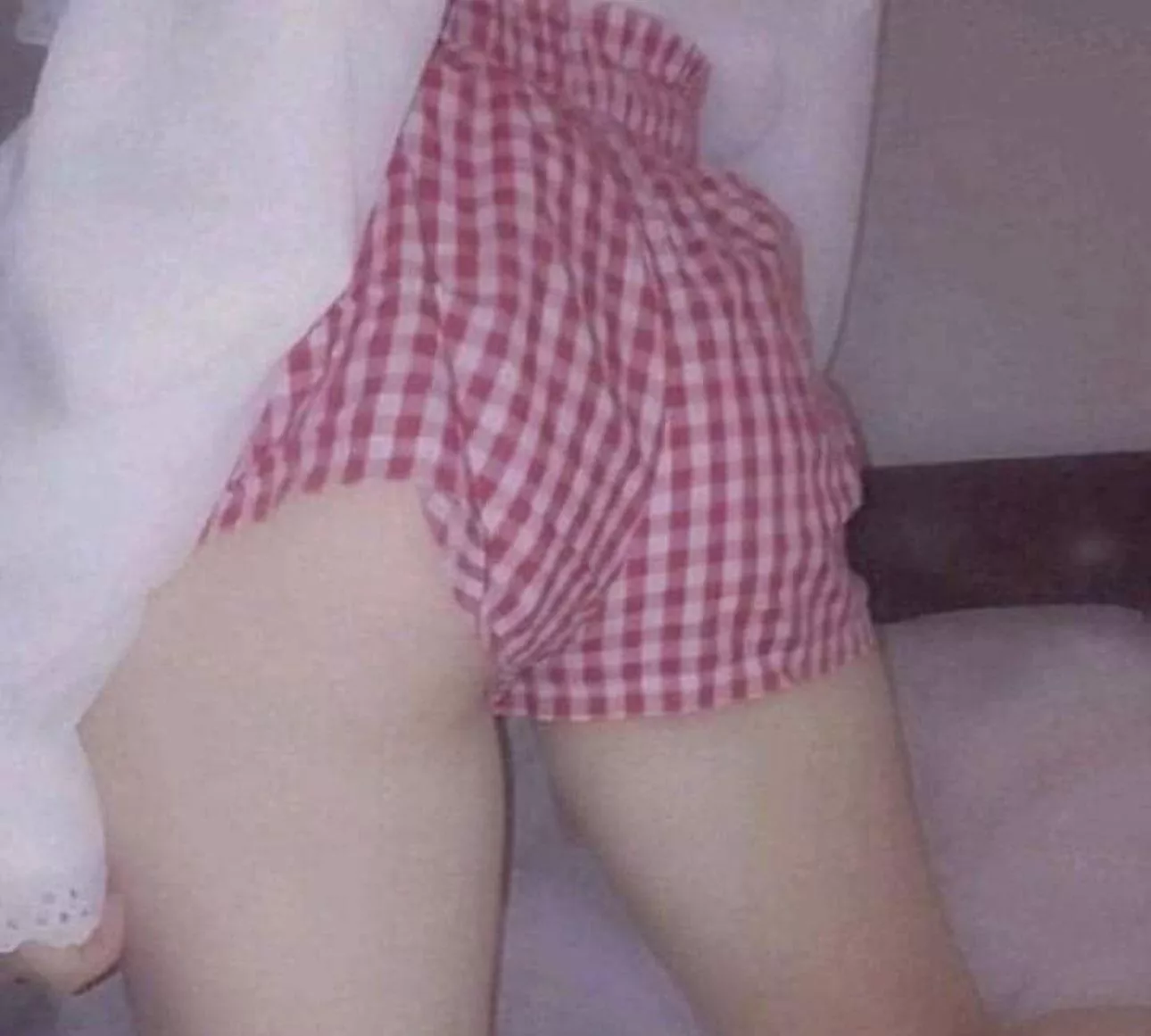 What do you think of my new shorts? posted by KitkatMonster22