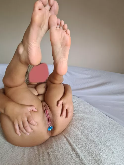 36 y.o. …no condoms allowed by ambercatb8