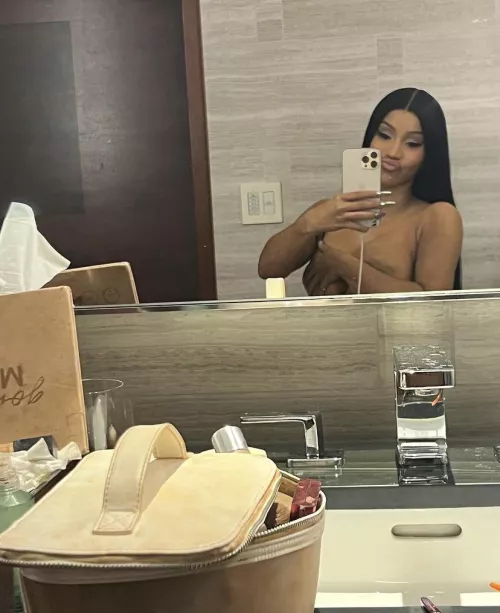 Cardi by 1216sagittarius