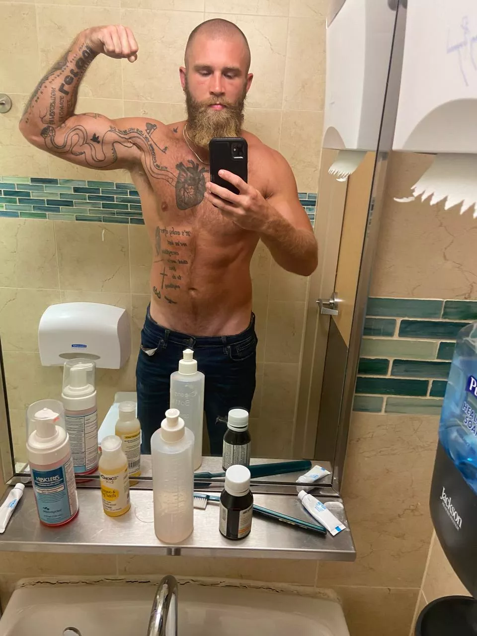 Coming up on a year of going to the gym. So happy with the progress I've made so far posted by stephenkemp05