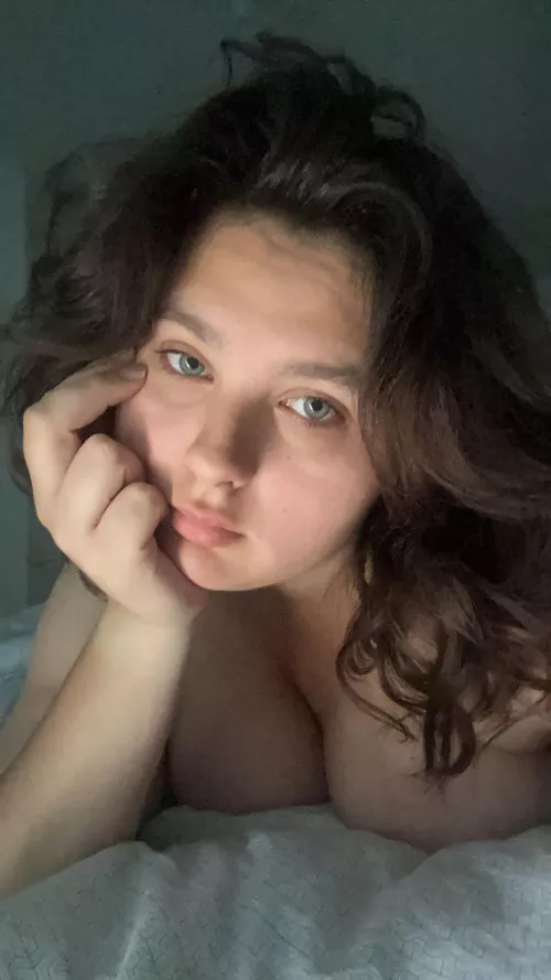 Eastern european brunette here!💗 by False-Nebula-1719