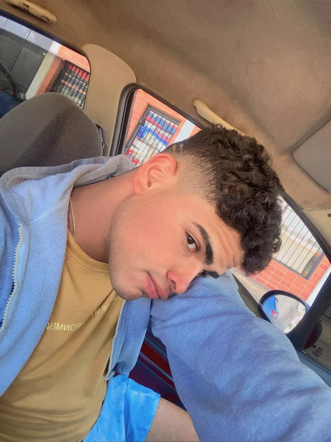 Hola! posted by Serrano_30