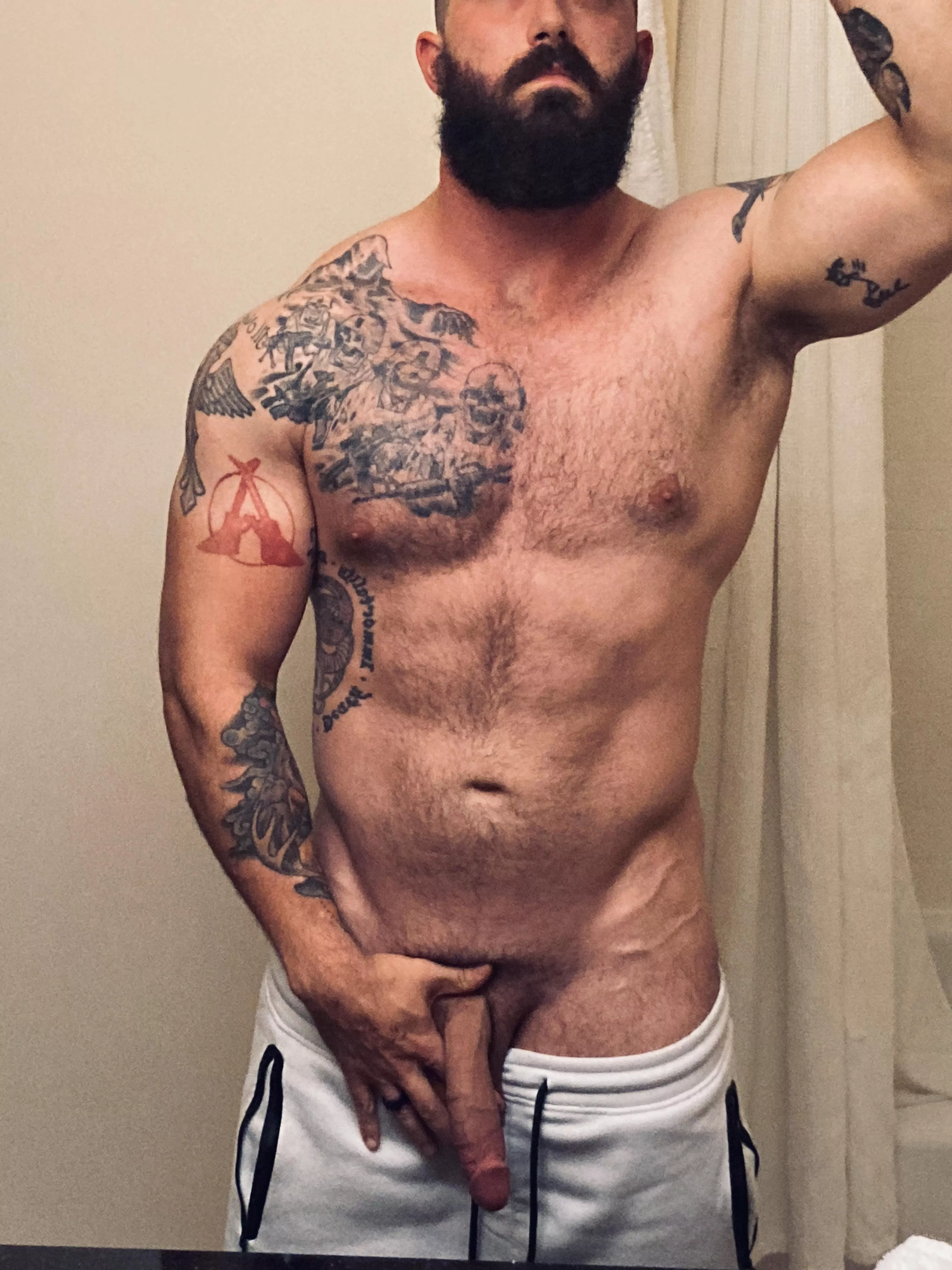 Join me for a post-gym shower? posted by BooklyFans