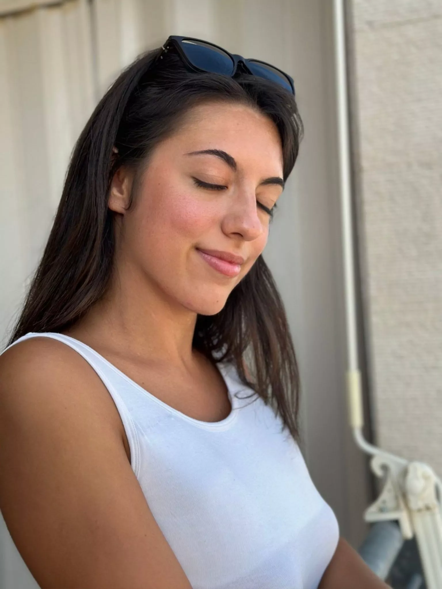 Just another cute pic of an ordinary day F19 [IUTR] posted by little__devill