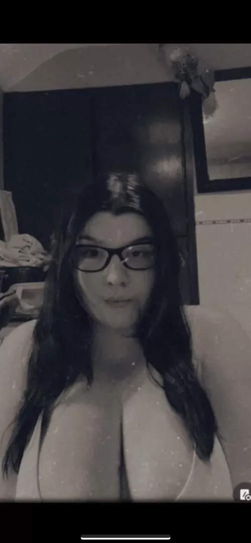 Let me be yours by saraaatinyxo