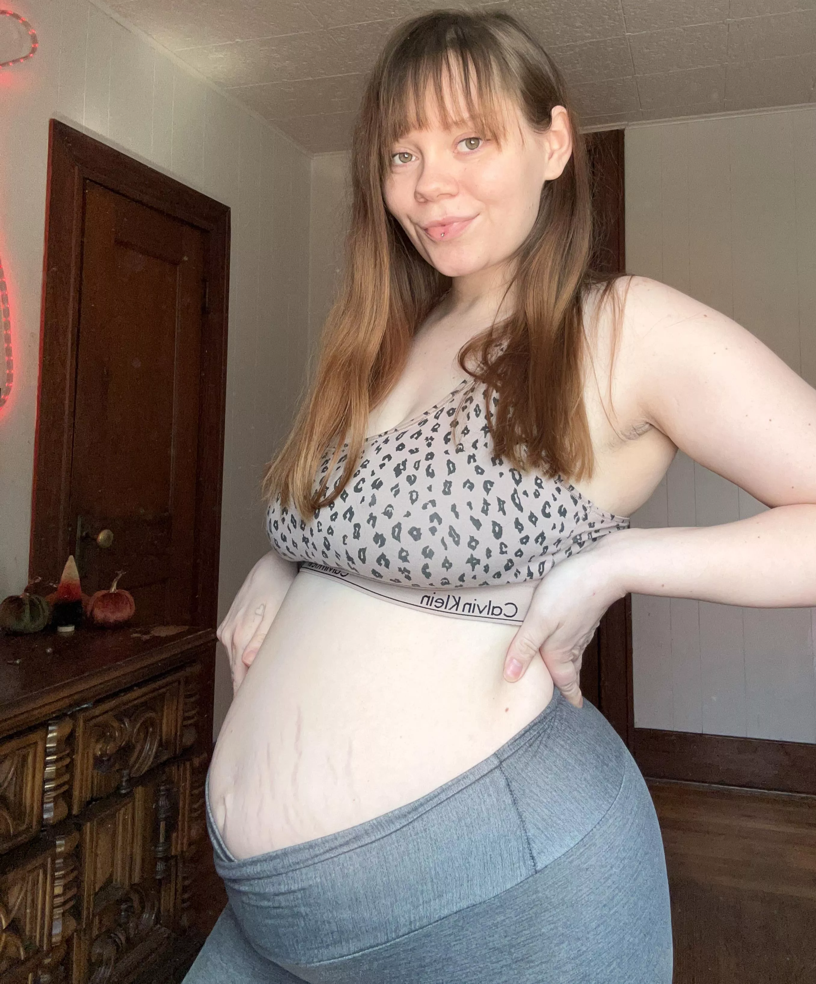 Only a month and a week to go posted by cumvicake