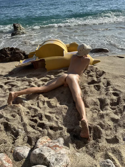 Rate from 1 to 10 how much you would like to fuck my ass! by lumpishSpheroid