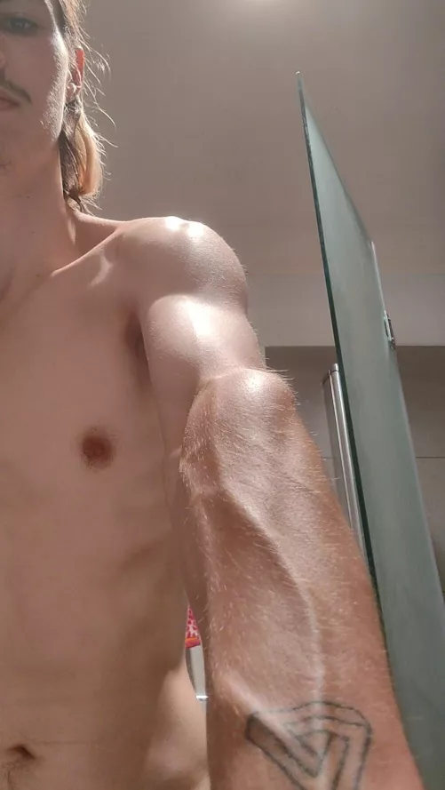 Started Solo fansly that I am hoping can be my fulltime job show me some love please by Broad-Environment-36