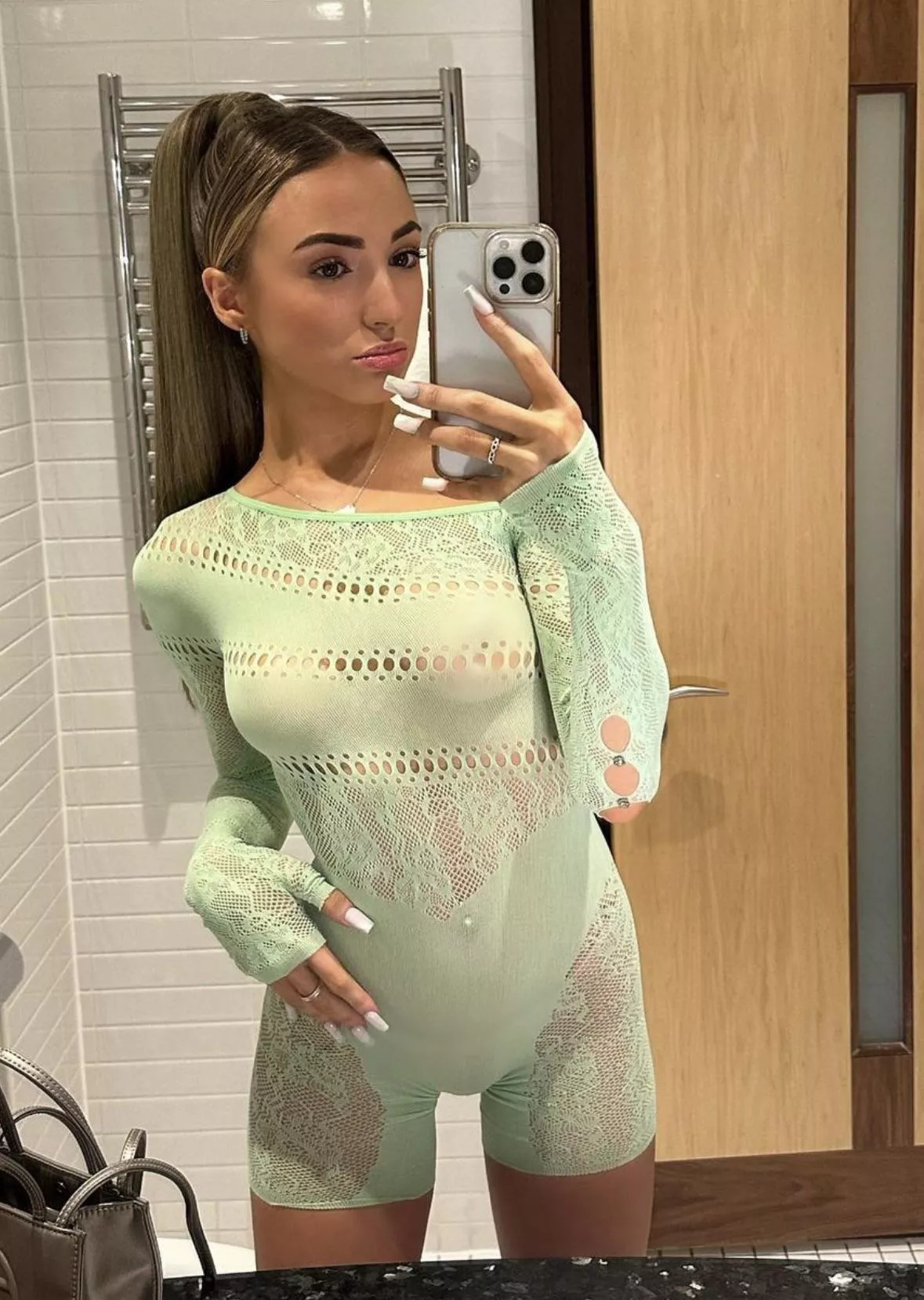 Stunning posted by RocketzInHeels