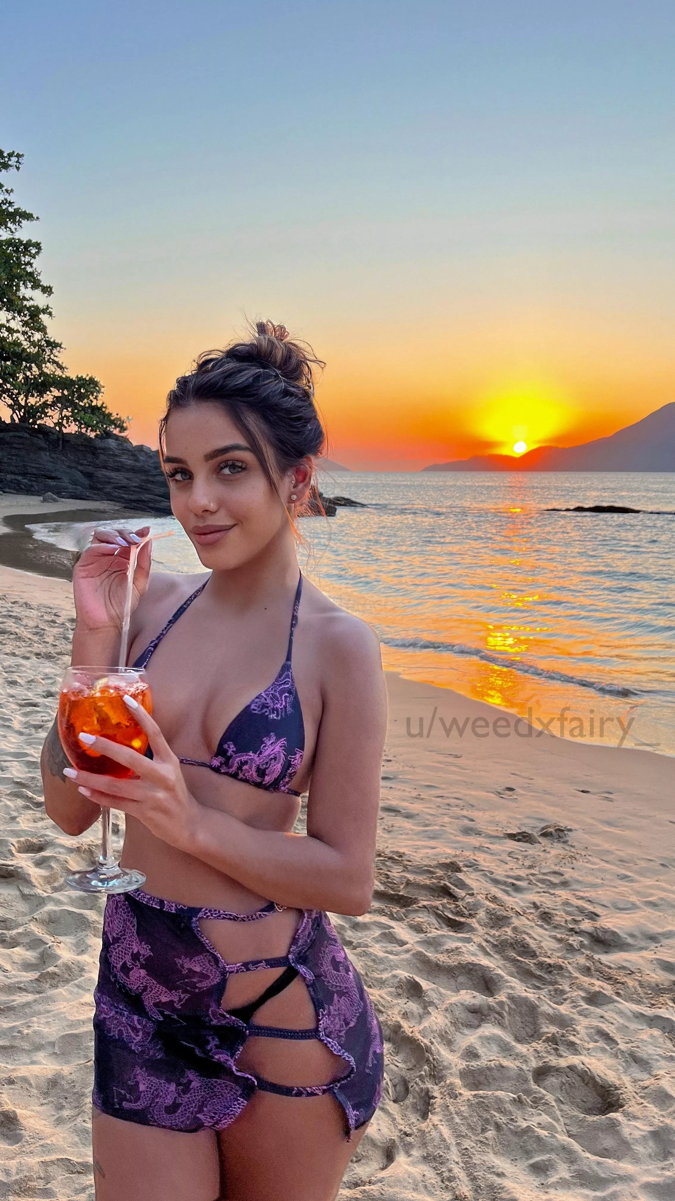 A drink at sunset [F25] posted by weedxfairy_