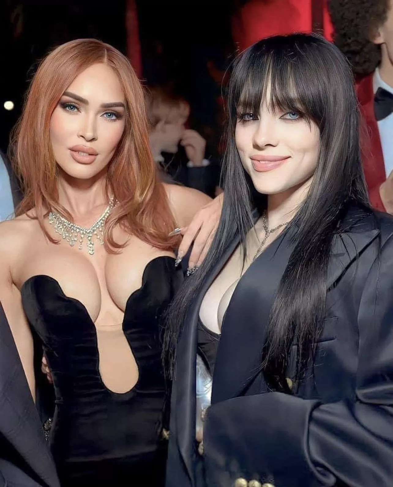 Billie and Megan posted by jonathan1007