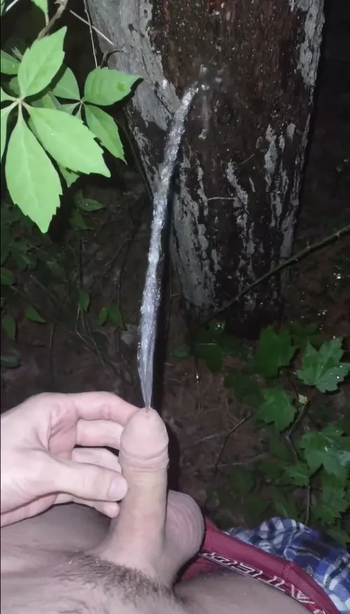 came to the conclusion that piss is basically the easiest gay kink there is. all of us are doing this multiple times every day. why not just get a pic/vid for our fellow males out there who get horny for it by AlecH420