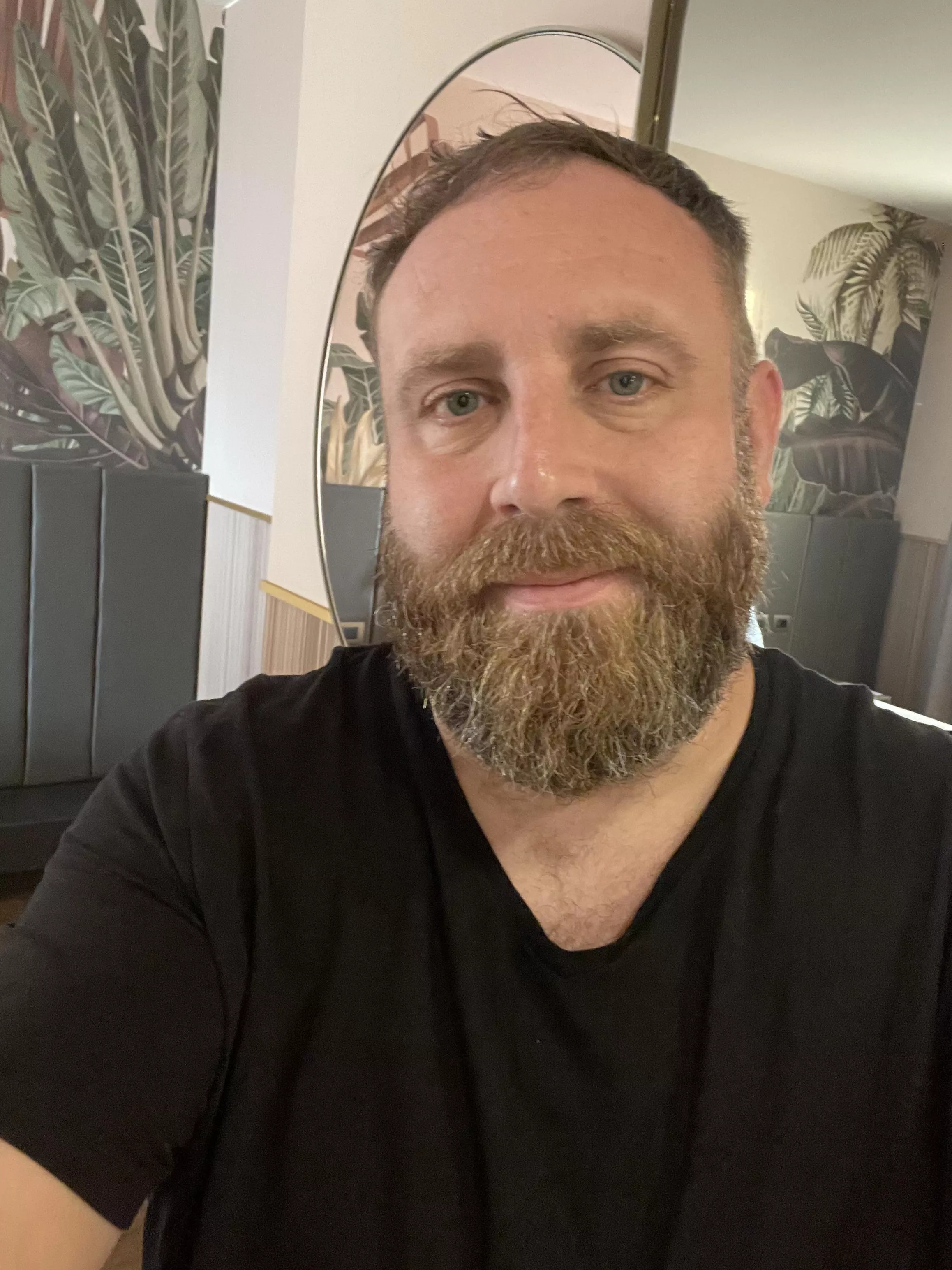 Happy Friday Guys 😊 posted by just_the_ticket_82