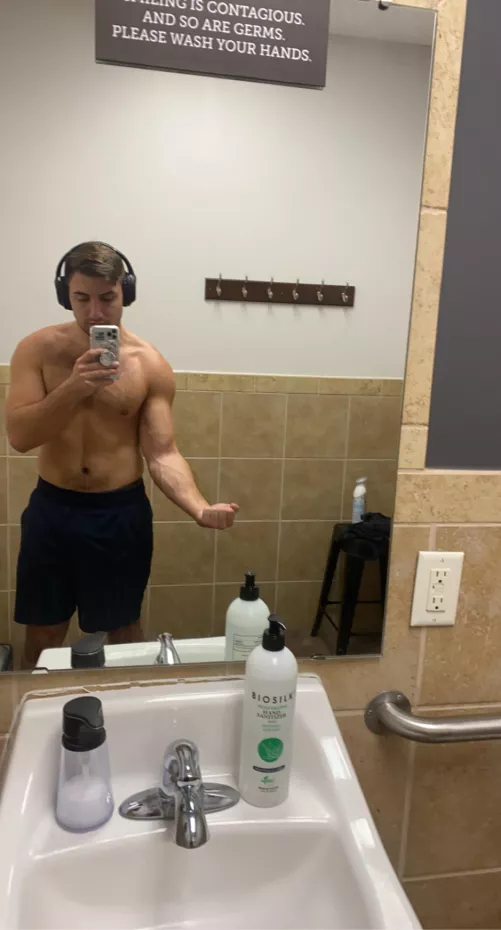 I love how my forearm veins look after a good pump at the gym by Throwaway999989890