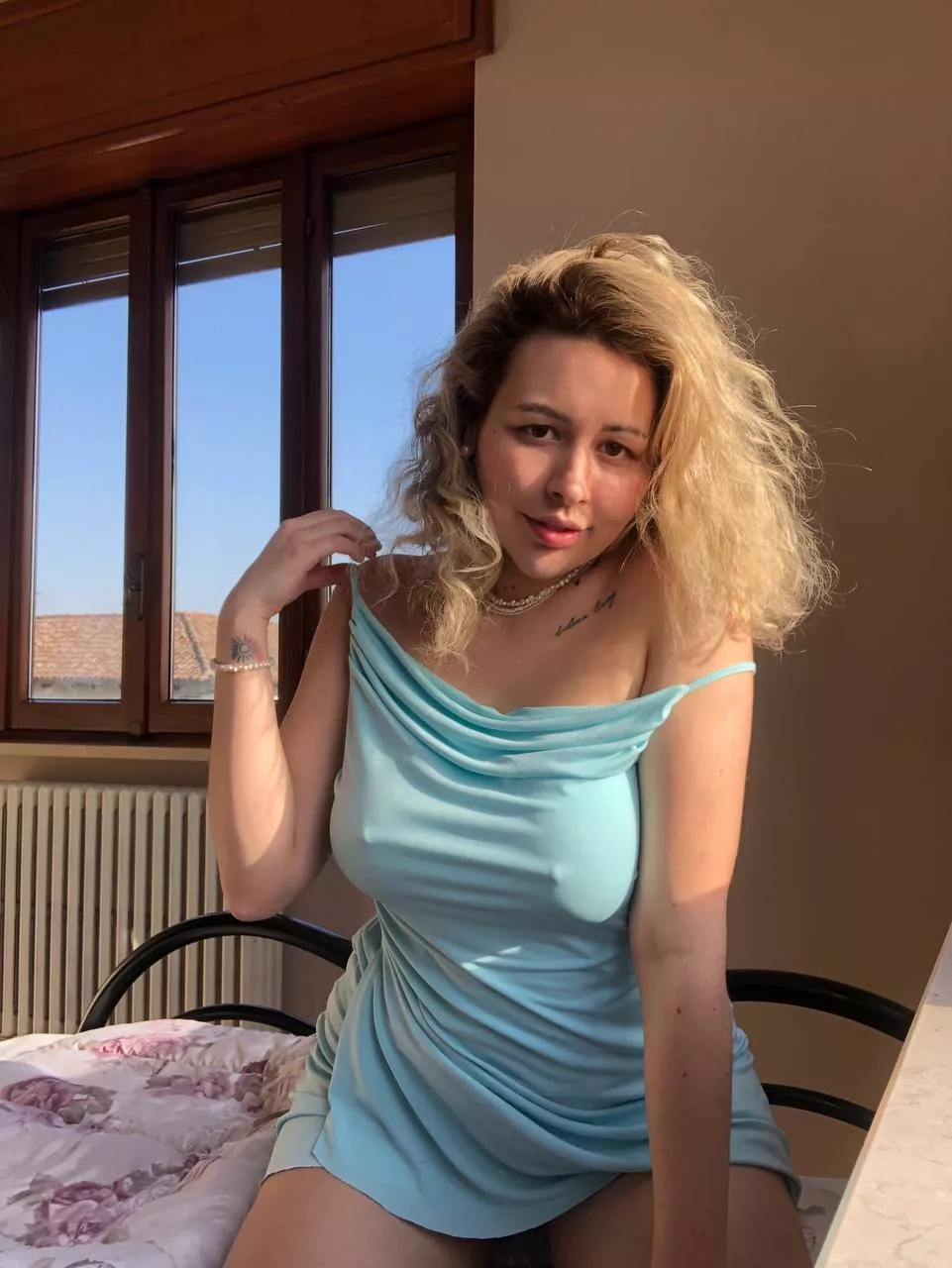 I won't lie: going braless is one of the most wonderful feelings in the world posted by Daphne_moonpie